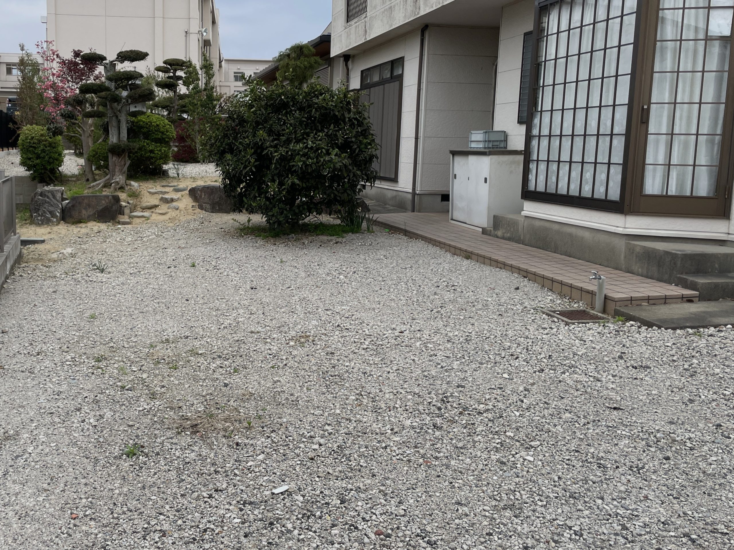 愛知県　知多市　シャッター　リノベーション