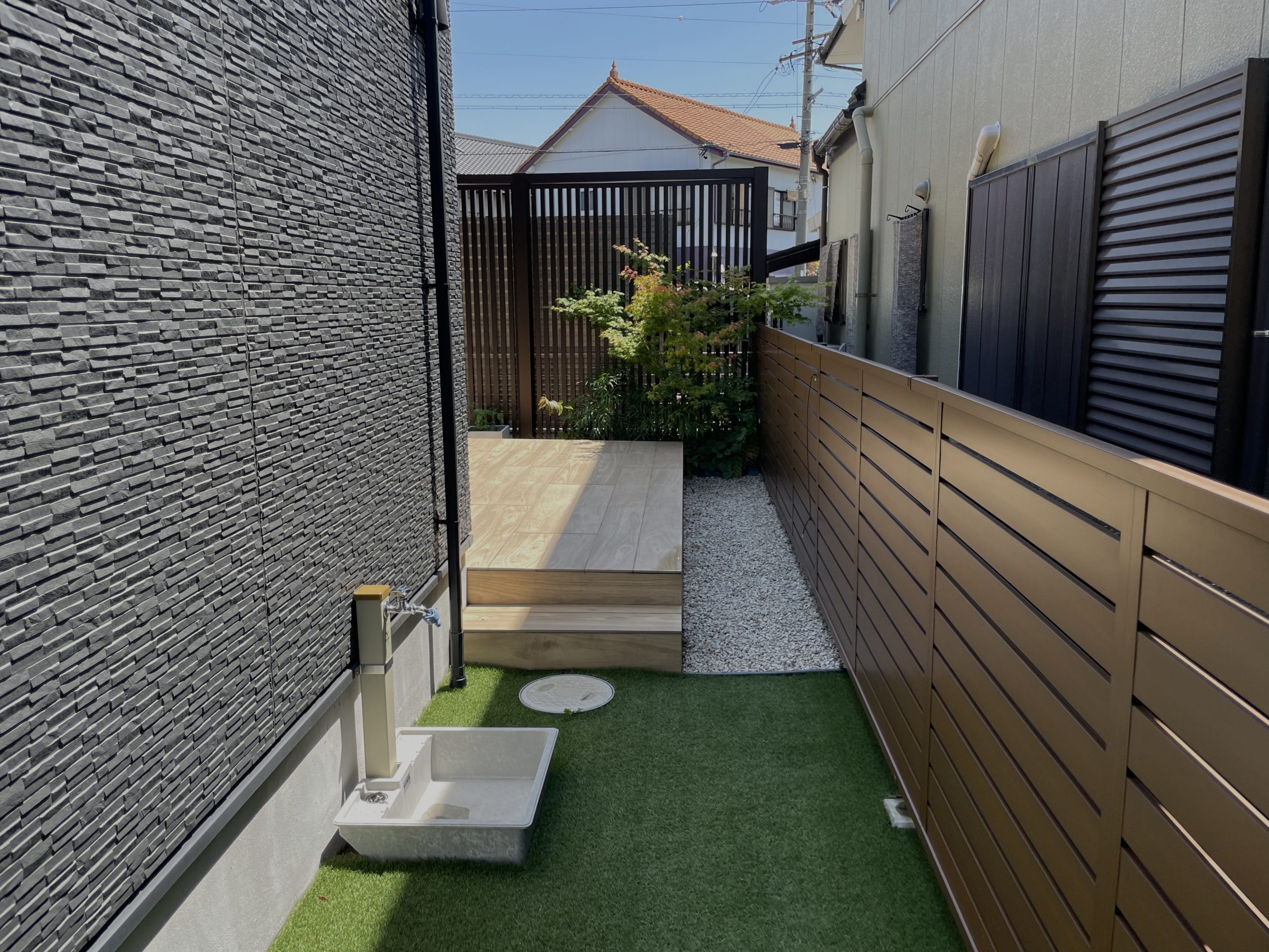 東浦町　ガーデンリフォーム　目隠しフェンス　ウッドフェンス